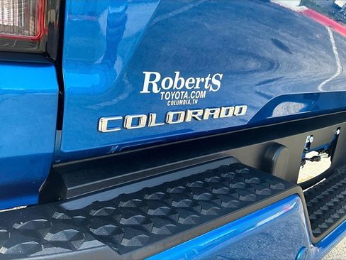 Used 2024 Chevrolet Colorado LT w/ LT Convenience Package III image 25