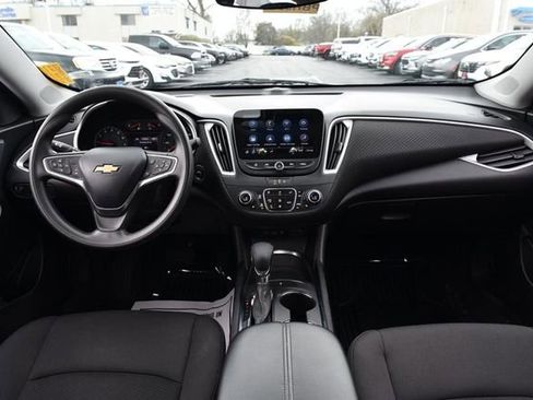 Used 2023 Chevrolet Malibu LT image 7