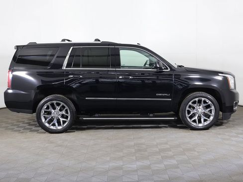 Used 2019 GMC Yukon Denali w/ Denali Ultimate Package image 23