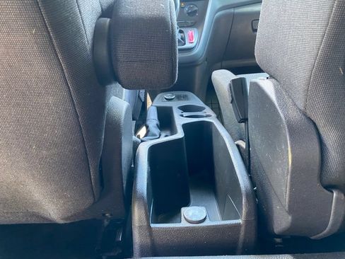 Used 2018 Ford Transit Connect XL FWD image 30
