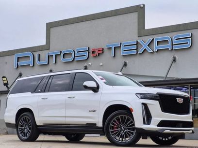 Used 2023 Cadillac Escalade ESV V w/ Heavy-Duty Trailer Package
