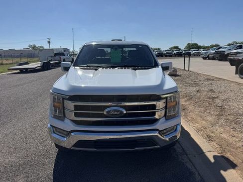 Used 2022 Ford F150 Lariat w/ FX4 Off-Road Package AWD/4WD image 3