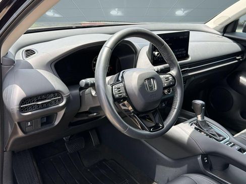 Used 2024 Honda HR-V EX-L image 4