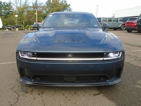 Used 2024 Dodge Charger R/T w/ Plus Group image 5