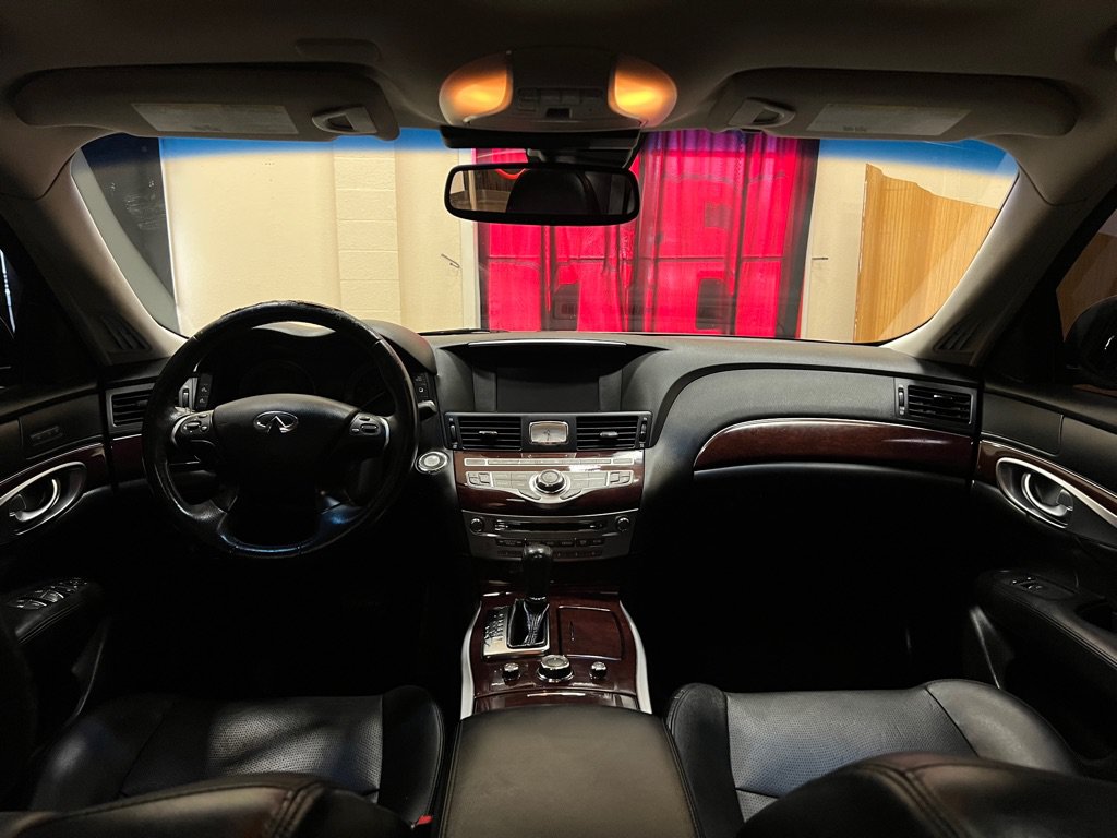 Used 2018 INFINITI Q70 L 3.7 RWD image 14