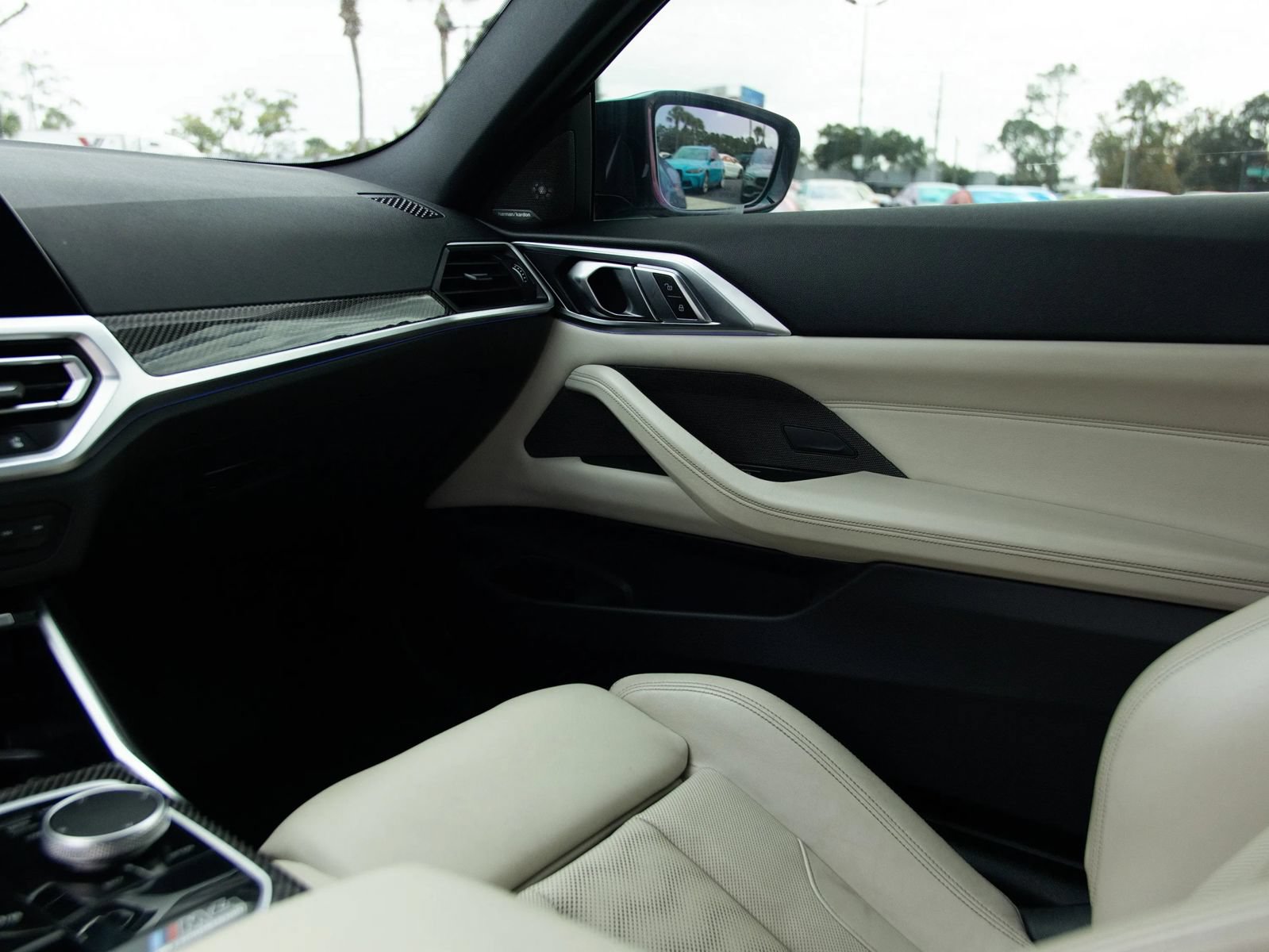 Used 2022 BMW M4 Competition w/ M Carbon Exterior Package RWD image 40
