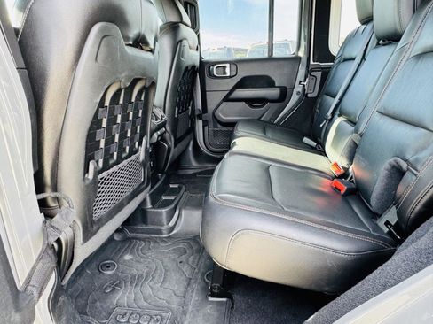 Used 2021 Jeep Wrangler Unlimited Rubicon w/ Trailer Tow Package image 26