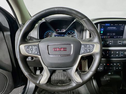 Used 2021 GMC Canyon Denali RWD image 17