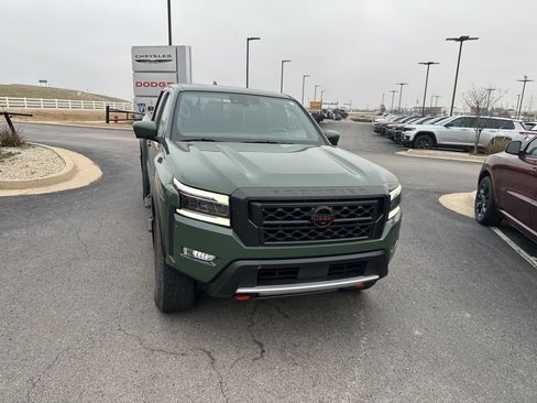 Used 2023 Nissan Frontier PRO-4X w/ Pro-4X Premium Package image 4