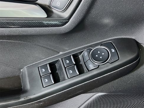 Used 2025 Ford Escape ST-Line image 17