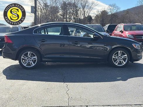 Used 2015 Volvo S60 T5 Premier image 7