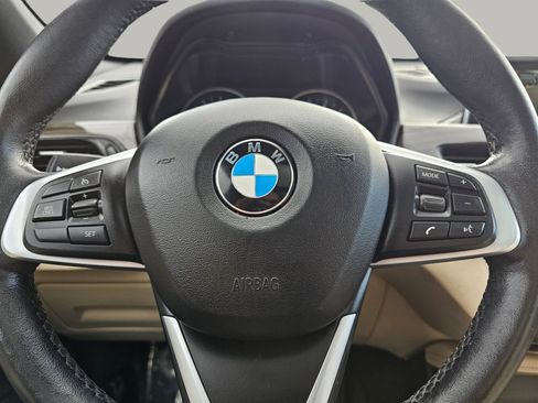 Used 2017 BMW X1 sDrive28i image 3