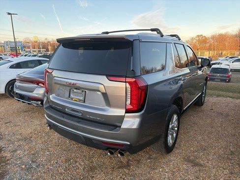Used 2021 GMC Yukon Denali w/ LPO, Illumination Package image 12