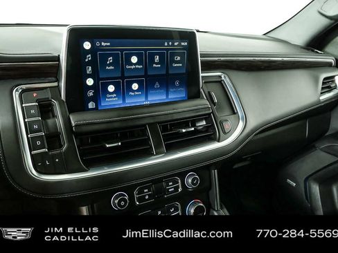 Used 2024 Chevrolet Tahoe Z71 w/ Z71 Off-Road Package AWD/4WD image 13