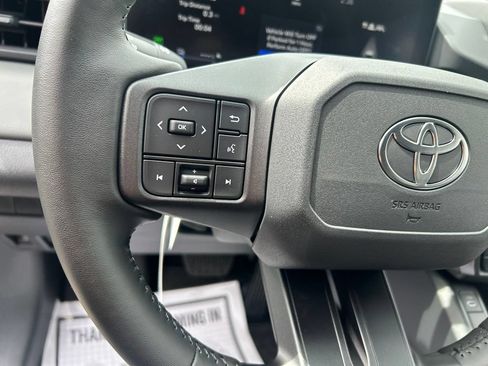 Used 2026 Toyota RAV4 SE w/ Weather Package AWD/4WD image 26