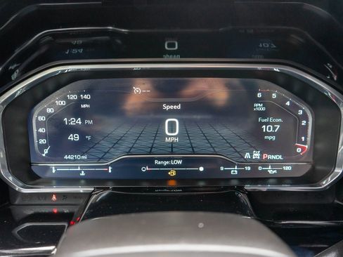 Used 2024 GMC Sierra 3500 SLE w/ SLE Convenience Package image 20