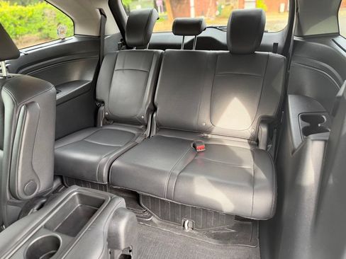 Used 2023 Honda Odyssey Touring image 14