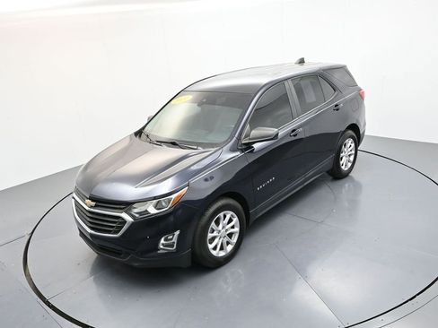 Used 2020 Chevrolet Equinox LS image 16