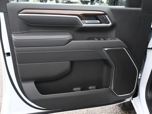 Used 2025 Chevrolet Silverado 3500 LT w/ All Star Edition image 10