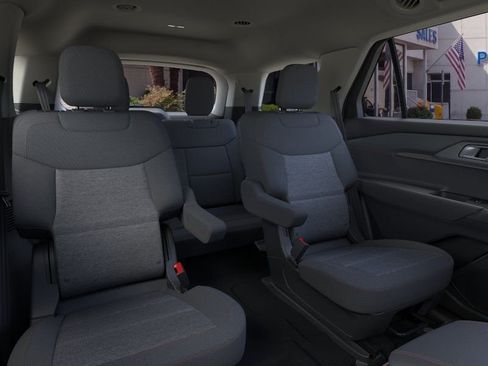New 2026 Ford Explorer Active RWD image 11