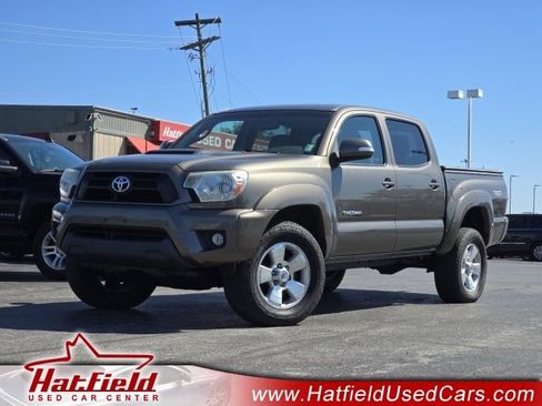 Used 2012 Toyota Tacoma 4x4 Double Cab image 1