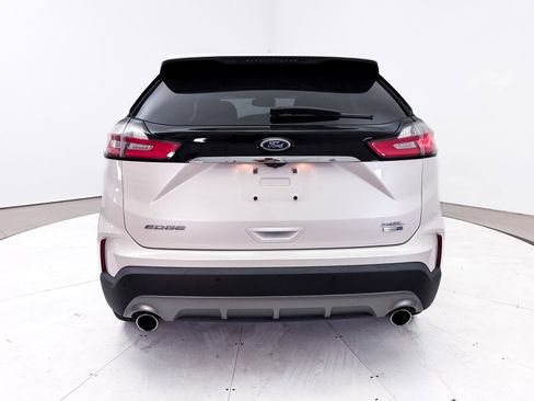 Used 2019 Ford Edge SEL w/ Equipment Group 201A AWD/4WD image 12
