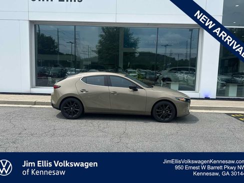 Used 2025 MAZDA MAZDA3 Carbon AWD/4WD image 1