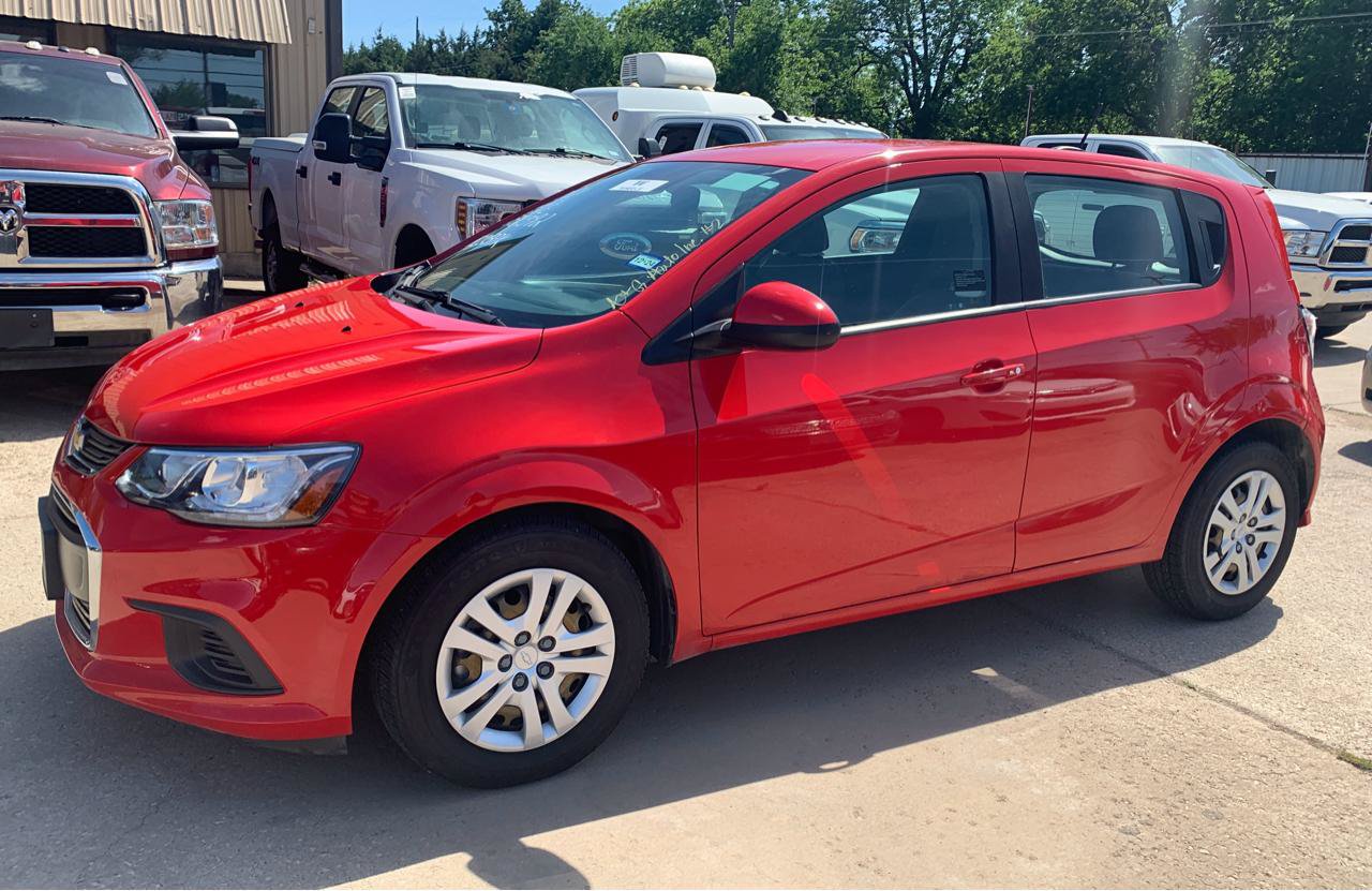 Used 2020 Chevrolet Sonic LT FWD image 3