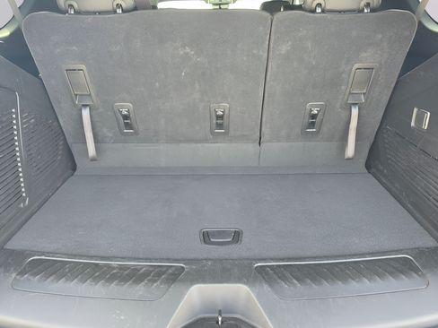 Used 2025 Chevrolet Tahoe LT AWD/4WD image 32
