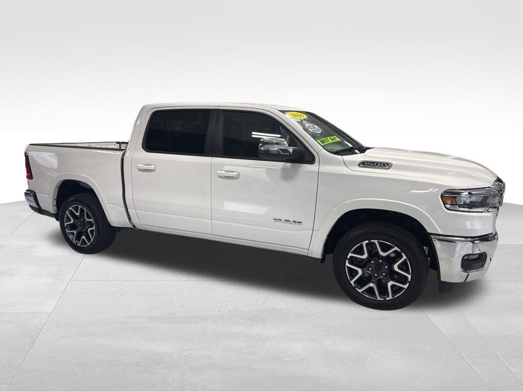 Used 2026 RAM 1500 Laramie AWD/4WD image 10