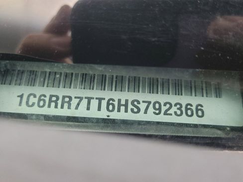 Used 2017 RAM 1500 Big Horn image 33