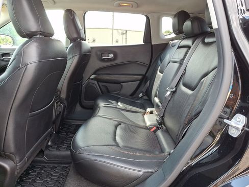 Used 2018 Jeep Compass Limited w/ Trailer Tow Group AWD/4WD image 17