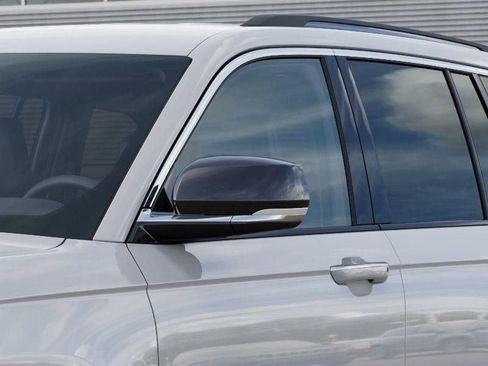 New 2025 Jeep Grand Cherokee Limited image 12