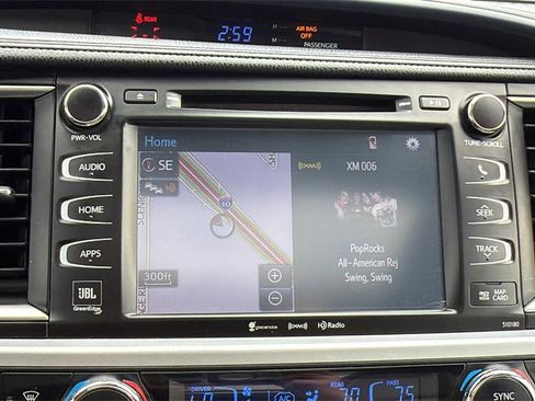 Used 2018 Toyota Highlander Limited Platinum image 37