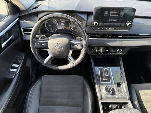 Used 2022 Mitsubishi Outlander SE FWD image 20