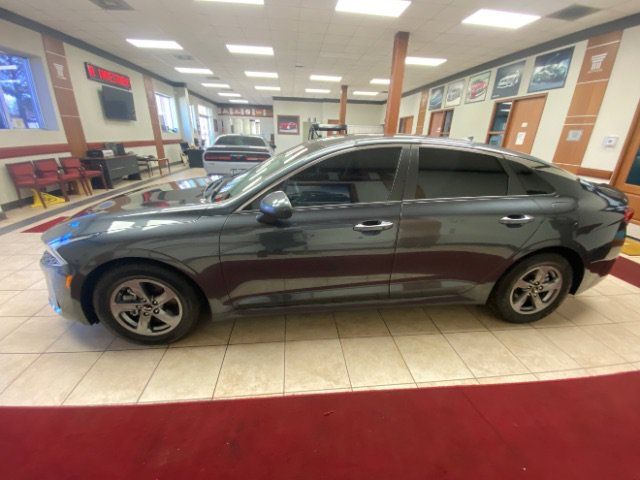 Used 2021 Kia K5 LXS FWD image 3
