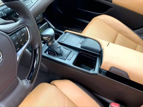 Used 2020 Lexus ES 350 w/ Accessory Package 2 image 17