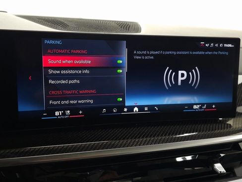 Used 2024 BMW X6 M60i w/ Dynamic Handling Package image 30