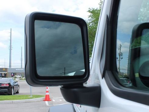 Used 2024 Jeep Wrangler Sport AWD/4WD image 8