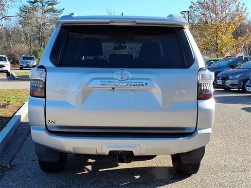 Used 2015 Toyota 4Runner SR5 image 27