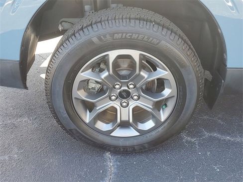 Used 2022 Ford Maverick XLT image 5