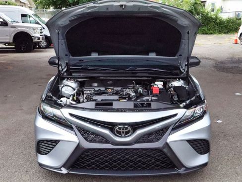 Used 2020 Toyota Camry LE FWD image 59