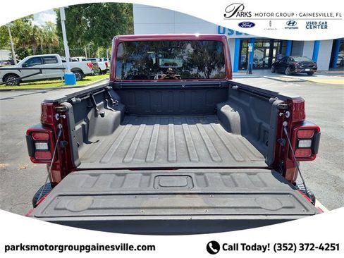 Used 2021 Jeep Gladiator Rubicon image 8