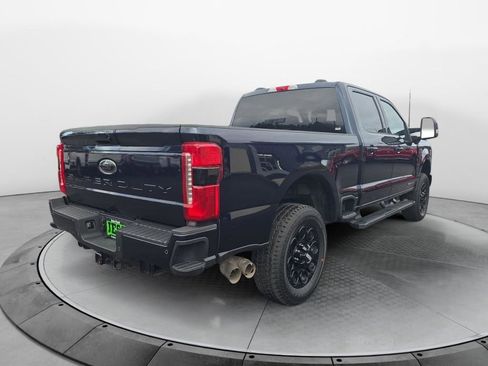 Used 2025 Ford F350 Lariat w/ Black Appearance Package image 5