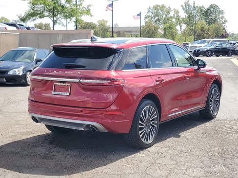 Certified 2022 Lincoln Corsair Reserve w/ Equipment Group 201A image 6