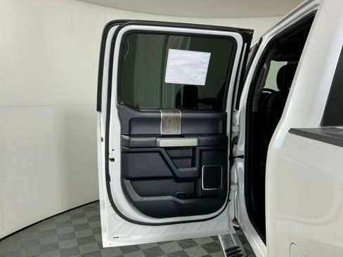 Used 2019 Ford F250 Lariat w/ Lariat Value Package AWD/4WD image 22