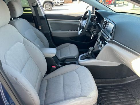 Used 2019 Hyundai Elantra SEL image 29