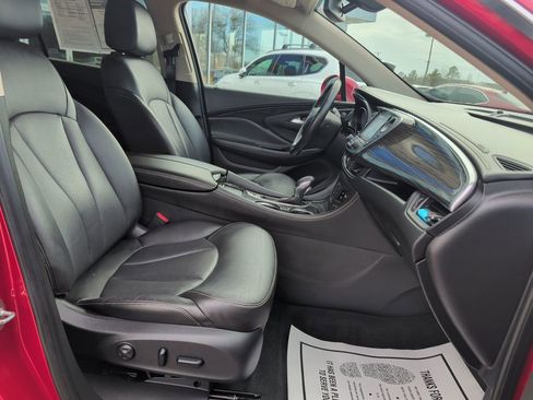 Used 2017 Buick Envision Essence image 22