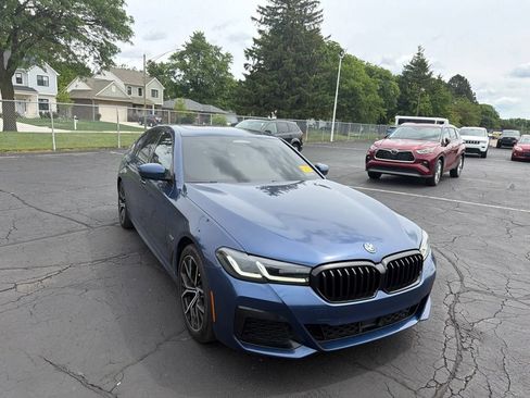 Used 2023 BMW 530e xDrive w/ Executive Package AWD/4WD image 4