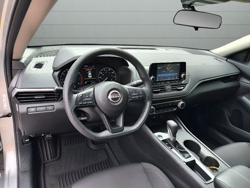 Used 2024 Nissan Altima 2.5 S image 13